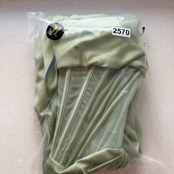 House of CB Lulu Corset Midi Dress In Pistachio - Picture 9 of 9